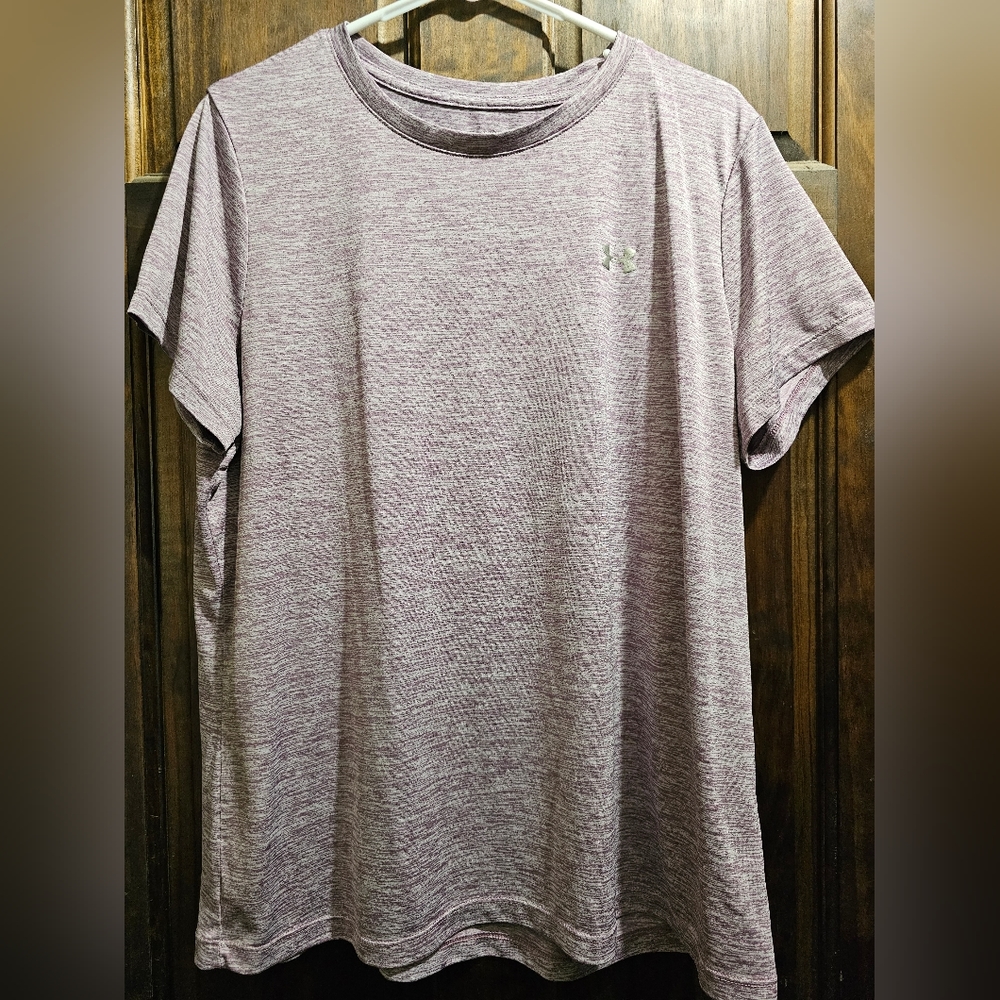 2xl Under Armour loose fit heatgear light purple tee